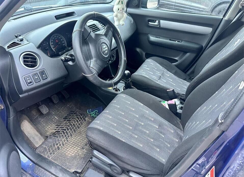 Suzuki Swift, III 1.3 MT (92 л.с.)