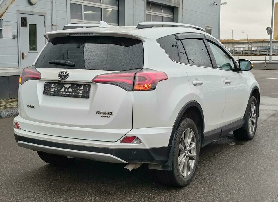 Toyota RAV4 2.2d AT (150 л.с.) 4WD