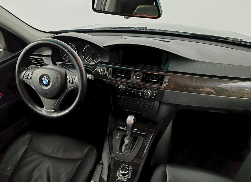 BMW 3 серии 320i 2.0 AT (156 л.с.)