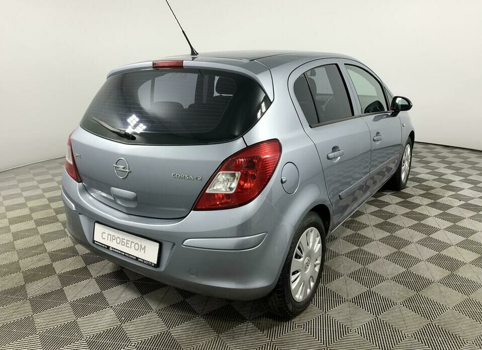 Opel Corsa 1.2 AMT (80 л.с.)