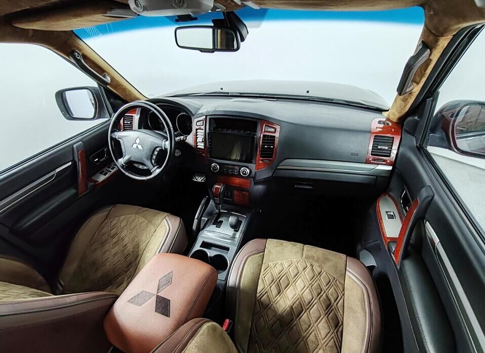 Mitsubishi Pajero 3.0 AT (178 л.с.) 4WD