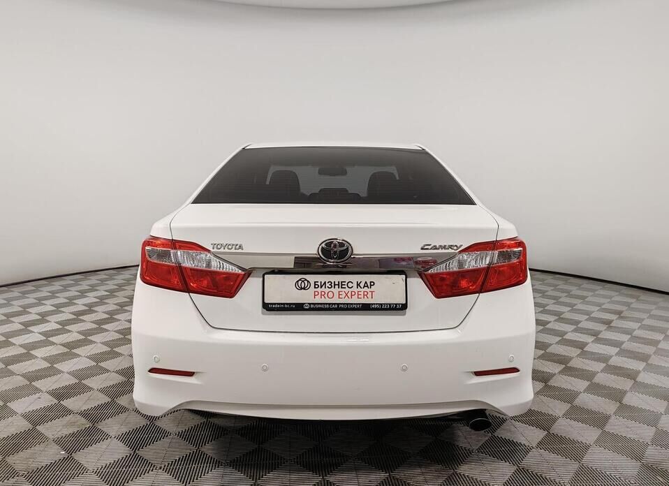Toyota Camry, VII (XV50) 2.5 AT (181 л.с.)
