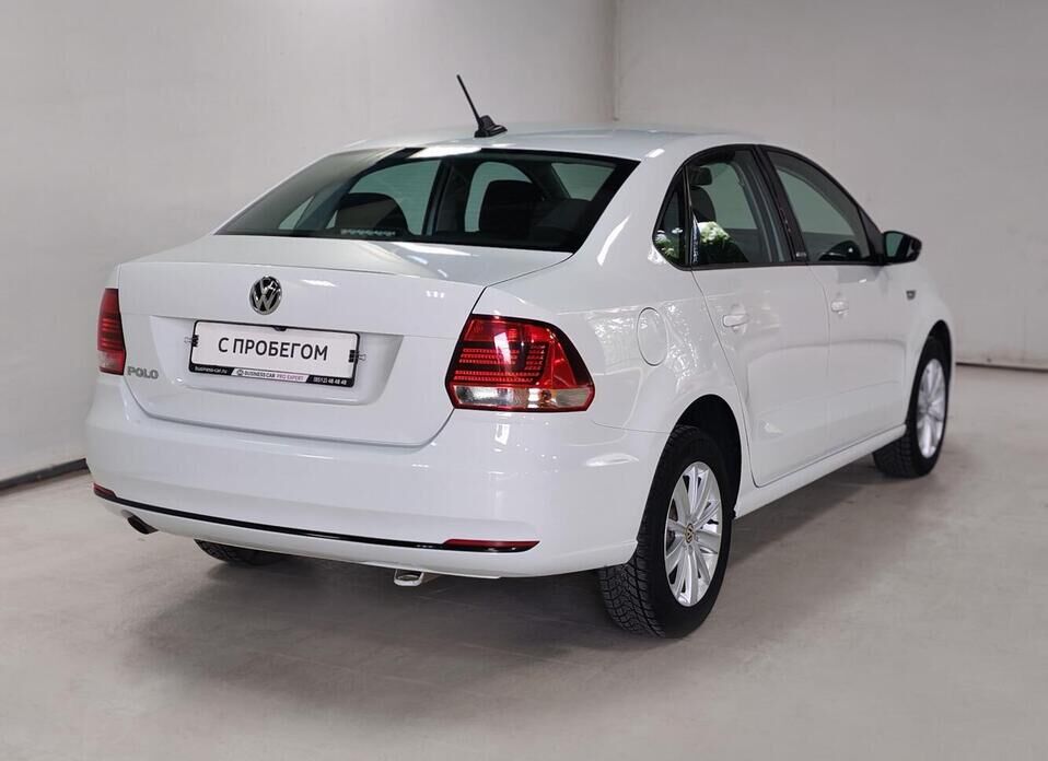 Volkswagen Polo, V Рестайлинг 1.6 AT (110 л.с.)