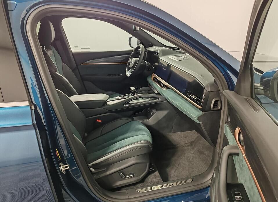 Geely Monjaro, I 2.0 AT (238 л.с.) 4WD