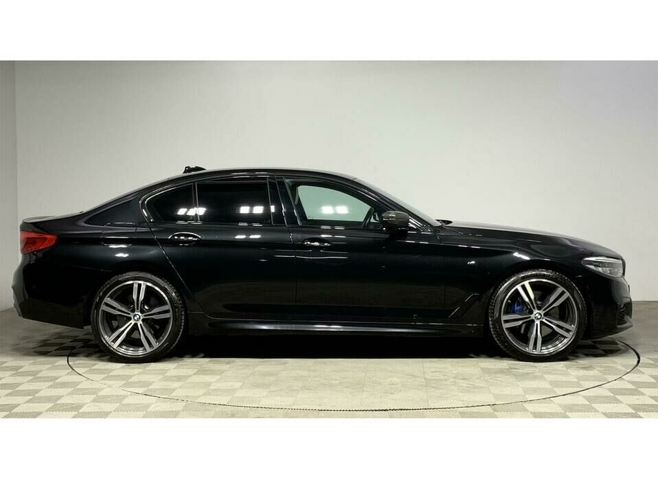 BMW 5 серии 530d xDrive 3.0d AT (249 л.с.) 4WD