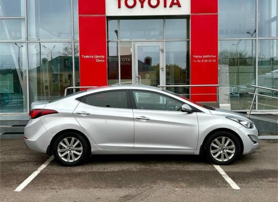 Hyundai Elantra, V (MD) Рестайлинг 1.8 AT (150 л.с.)