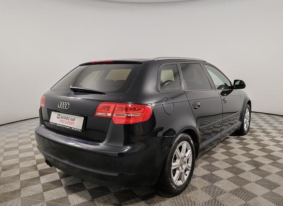 Audi A3, II (8P) Рестайлинг 2 1.4 AMT (125 л.с.)