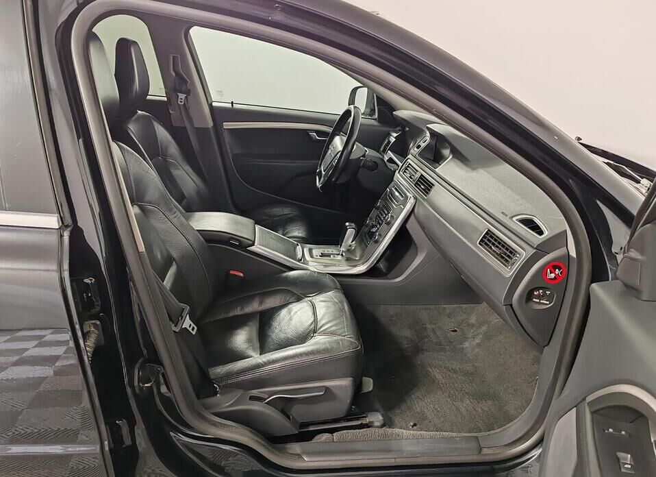 Volvo S80, II Рестайлинг 2.5 AT (231 л.с.)