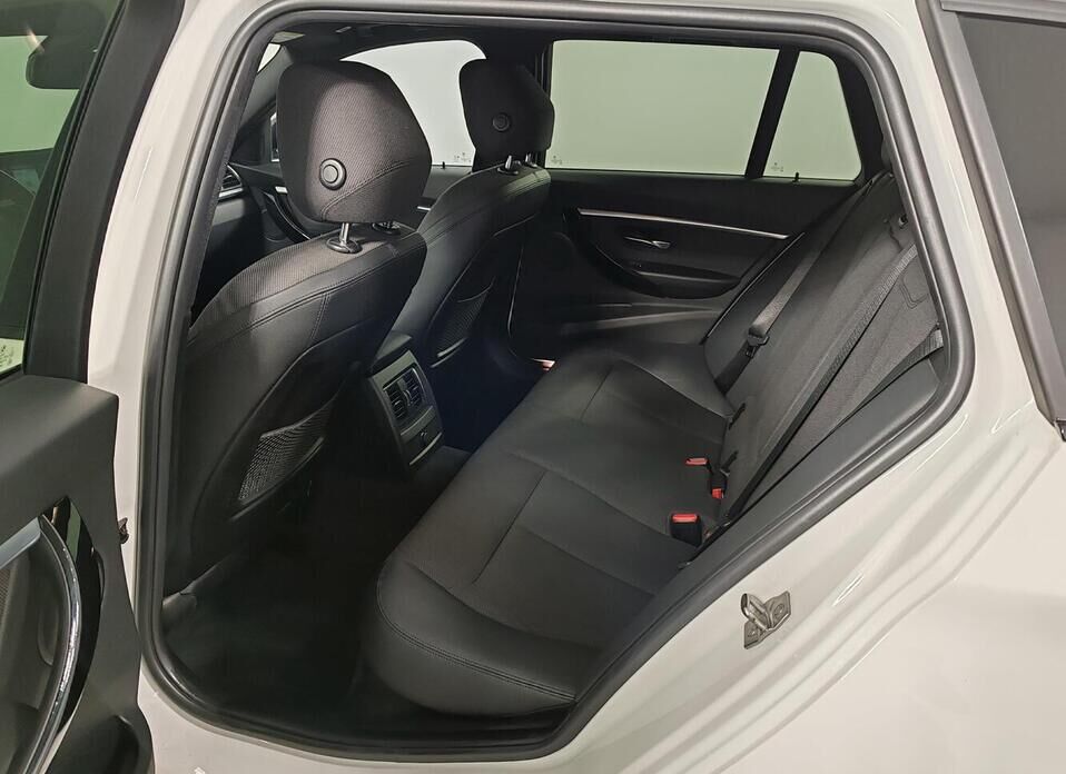 BMW 3 серии 320d 2.0d AT (190 л.с.)