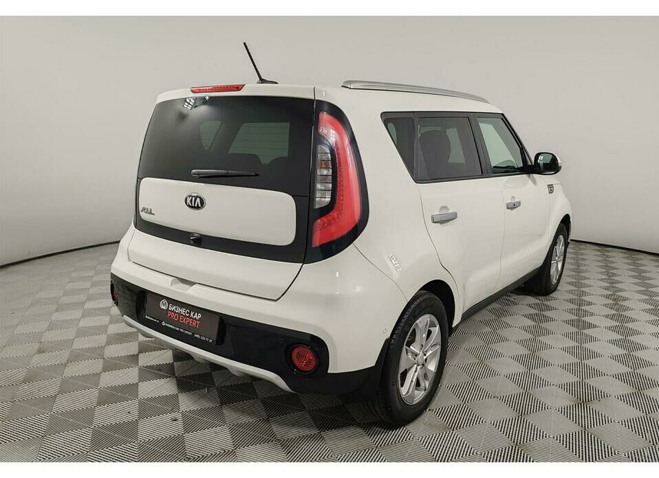 Kia Soul 2.0 AT (150 л.с.)