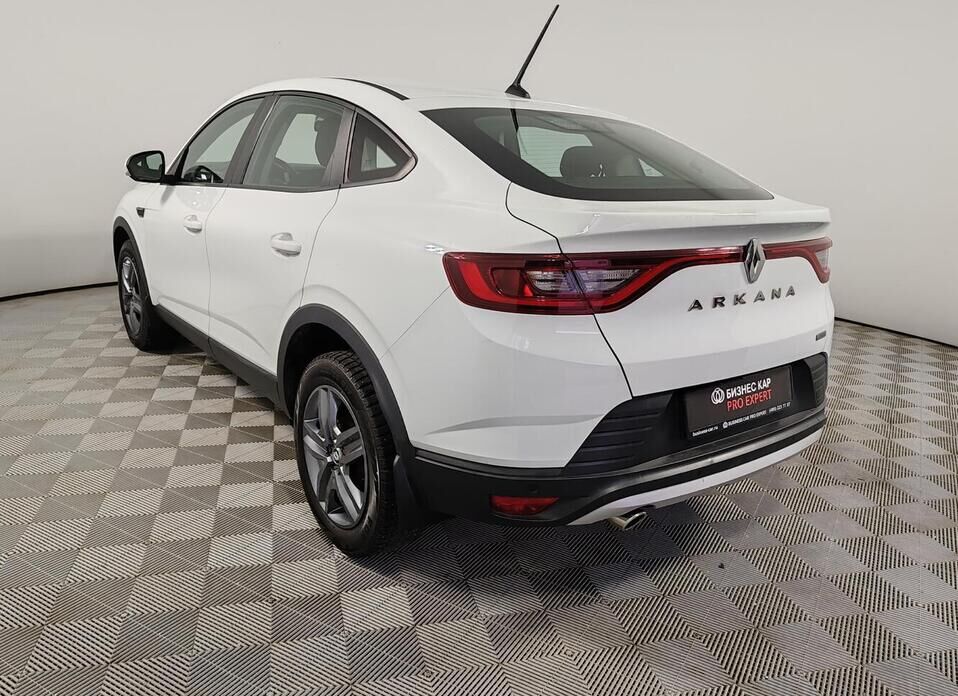 Renault Arkana 1.6 CVT (114 л.с.)