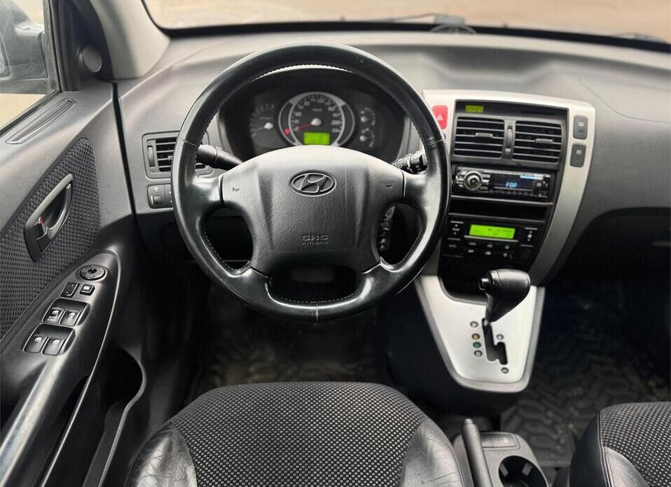Hyundai Tucson, I 2.0 AT (141 л.с.) 4WD