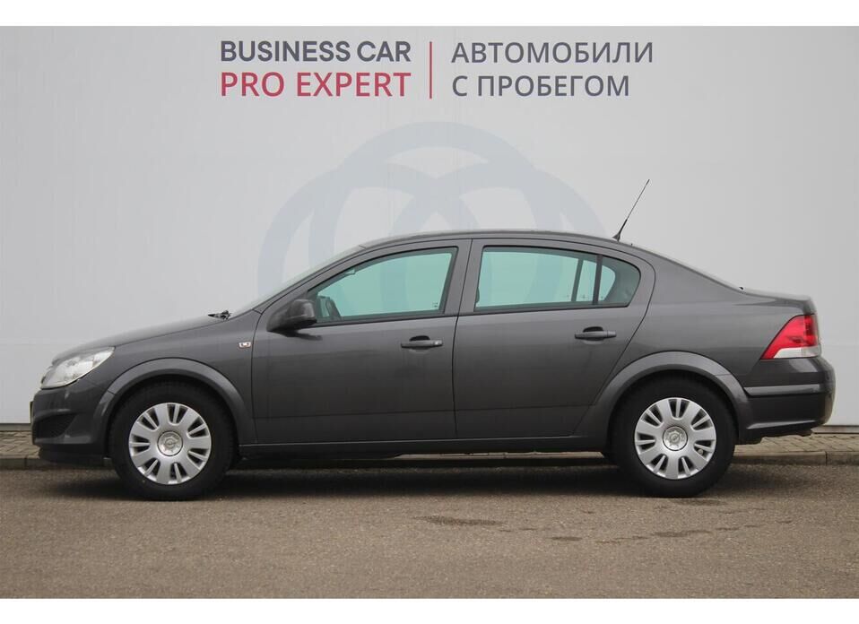 Opel Astra, H Рестайлинг 1.6 MT (115 л.с.)