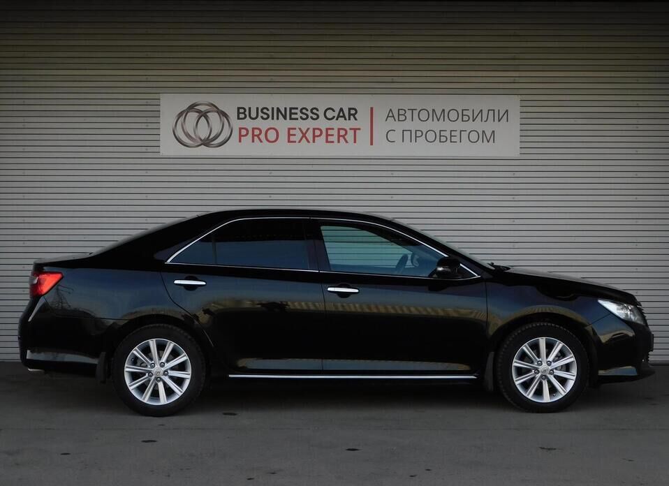 Toyota Camry, VII (XV50) 2.5 AT (181 л.с.)