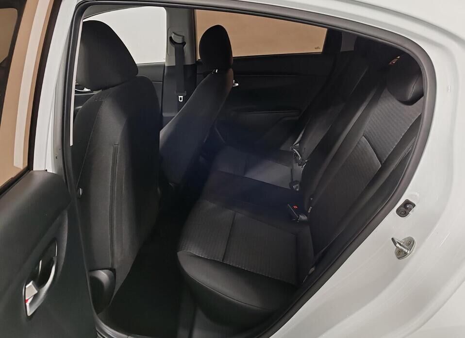 Kia Rio 1.6 AT (123 л.с.)