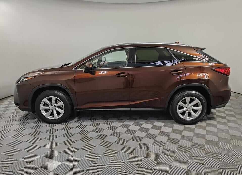 Lexus RX, IV 200t 2.0 AT (238 л.с.) 4WD