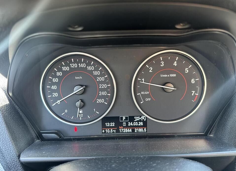 BMW 1 серии, II (F20/F21) 116i 1.6 AT (136 л.с.)
