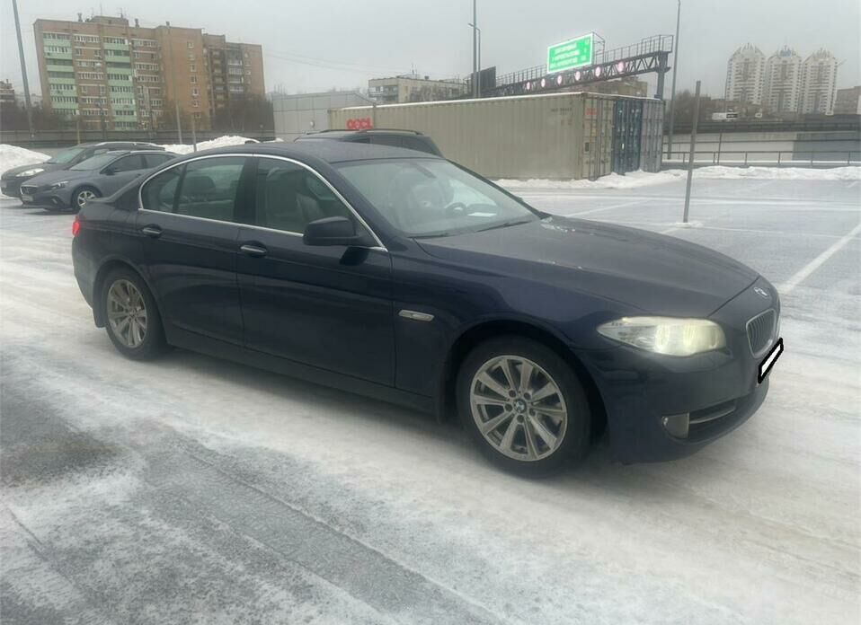 BMW 5 серии 523i 2.5 AT (204 л.с.)