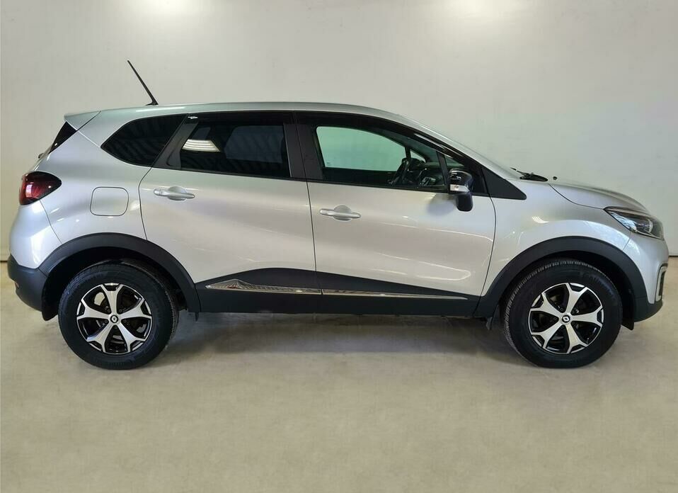 Renault Kaptur 1.6 MT (114 л.с.)