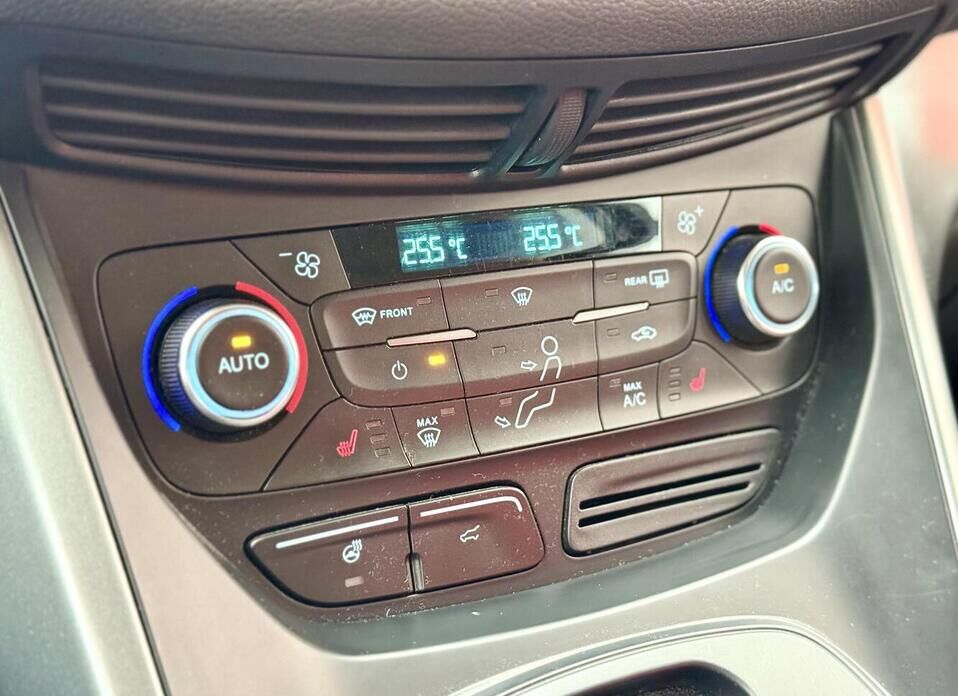 Ford Kuga, II Рестайлинг 1.5 AT (150 л.с.) 4WD