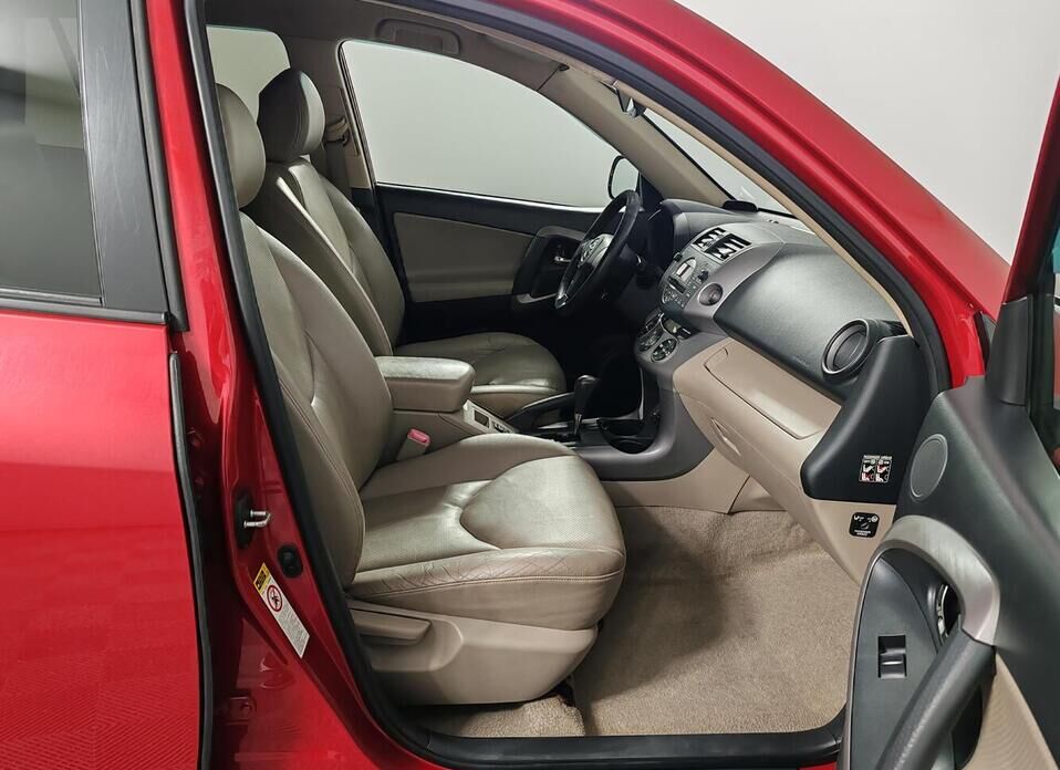 Toyota RAV4 2.4 AT (170 л.с.) 4WD