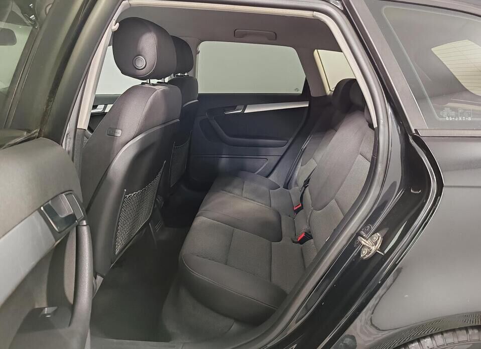 Audi A3, II (8P) Рестайлинг 2 1.4 AMT (125 л.с.)