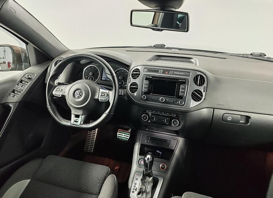 Volkswagen Tiguan, I Рестайлинг 2.0 AMT (210 л.с.) 4WD