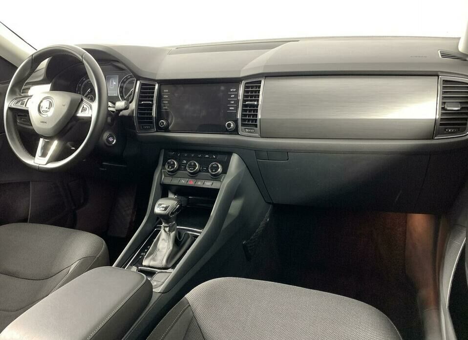 Skoda Kodiaq 2.0 AMT (180 л.с.) 4WD