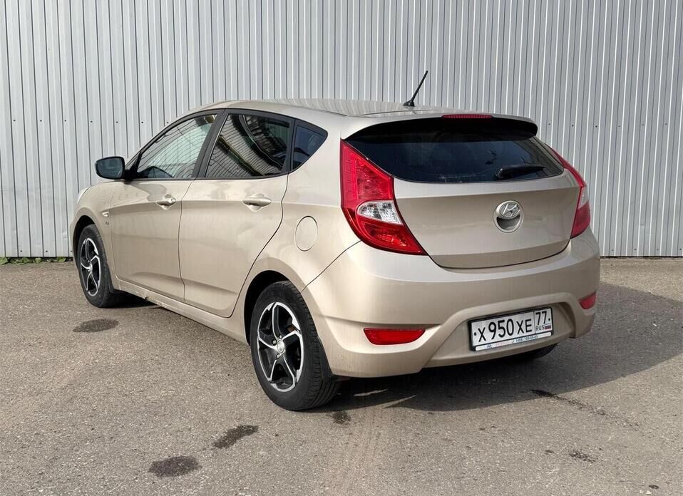 Hyundai Solaris, I 1.6 AT (123 л.с.)