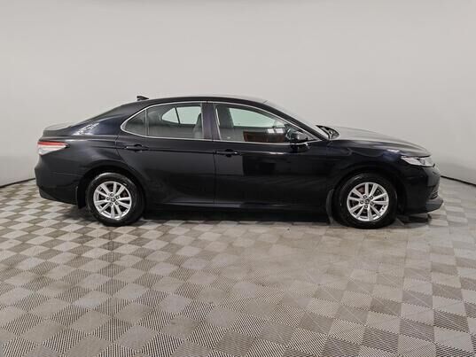 Toyota Camry, 2021&nbsp;г., 69&nbsp;974&nbsp;км
