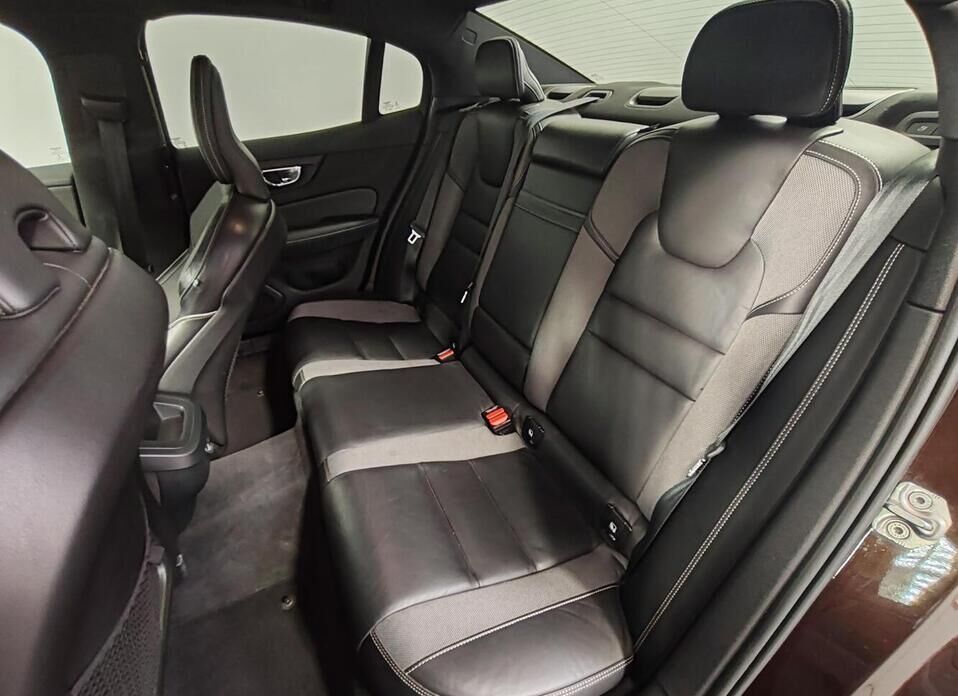Volvo S60, III 2.0 AT (190 л.с.)