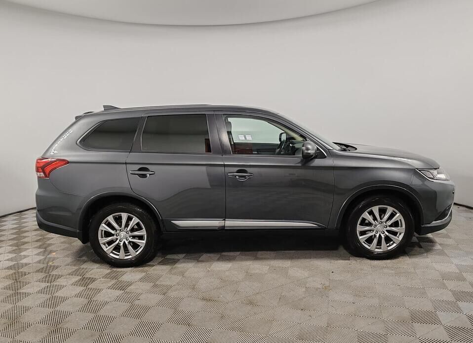Mitsubishi Outlander, III Рестайлинг 3 2.0 CVT (146 л.с.)