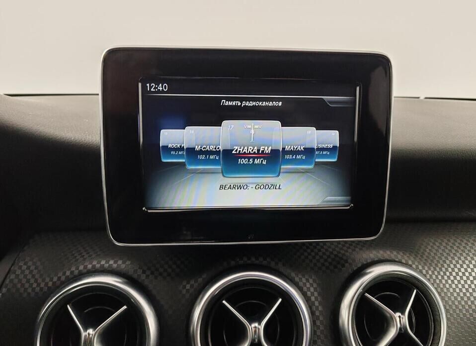 Mercedes-Benz A-Класс, III (W176) Рестайлинг 180 1.6 AMT (122 л.с.)