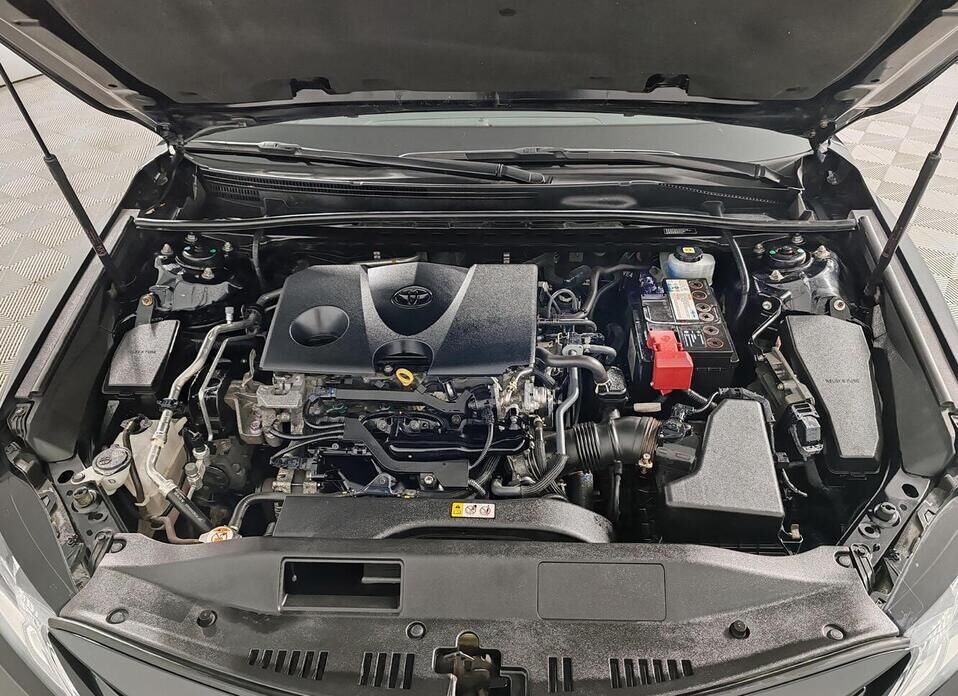 Toyota Camry, VIII (XV70) Рестайлинг 2.0 CVT (150 л.с.)