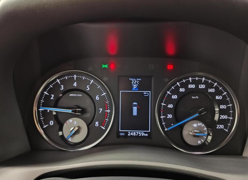 Toyota Alphard 3.5 AT (275 л.с.)