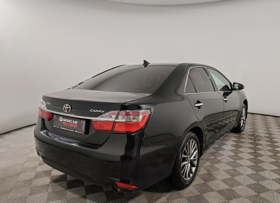 Toyota Camry, VII (XV50) Рестайлинг 2.5 AT (181 л.с.)