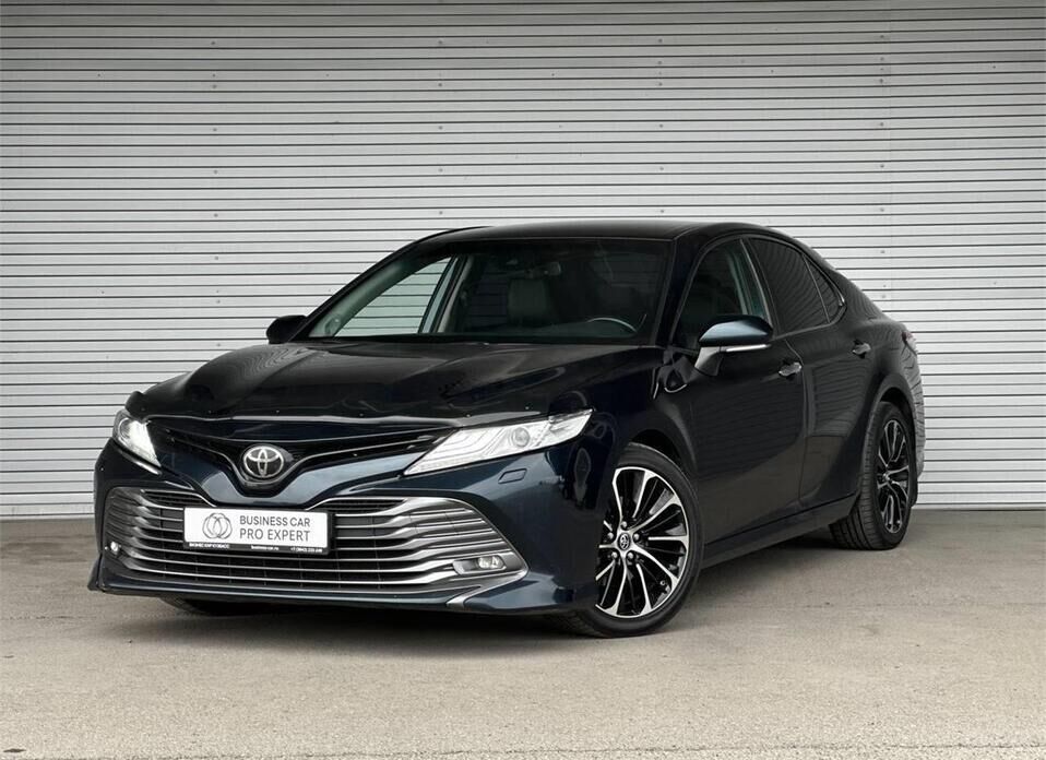 Toyota Camry 2.5 AT (181 л.с.)