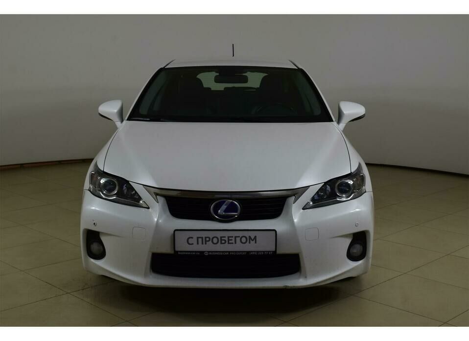 Lexus CT 200h 1.8hyb CVT (99 л.с.)