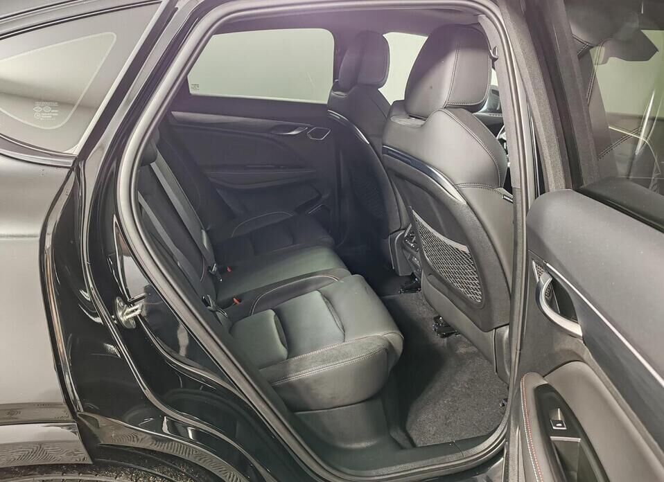 Knewstar 001 2.0 AT (238 л.с.) 4WD