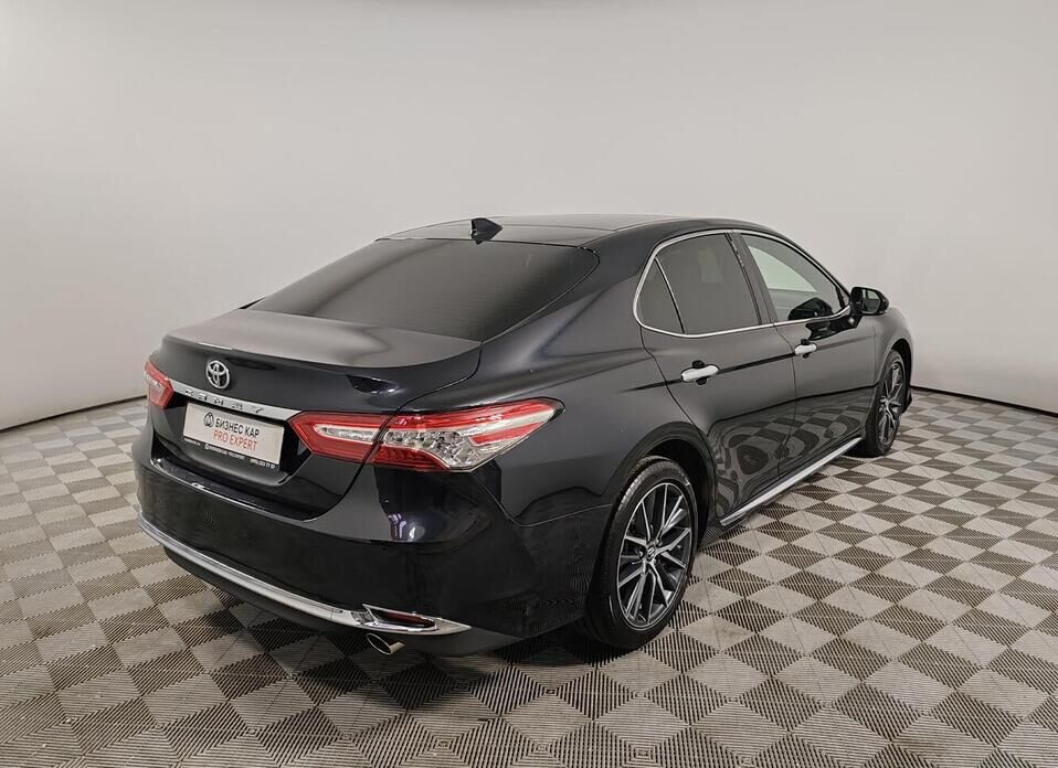 Toyota Camry, VIII (XV70) Рестайлинг 2.5 AT (206 л.с.)