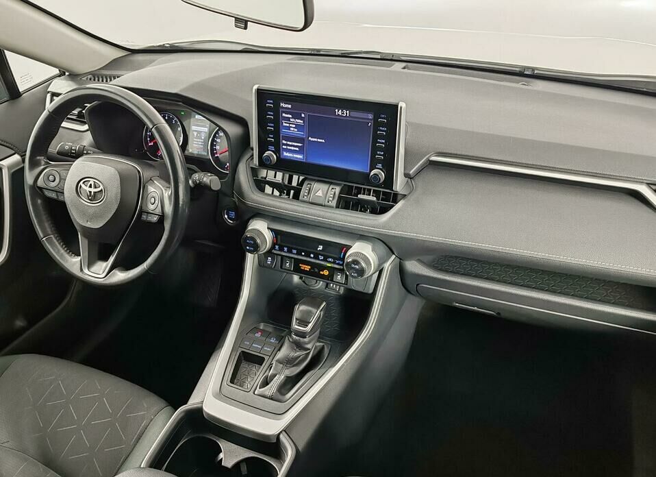 Toyota RAV4 2.0 CVT (149 л.с.)