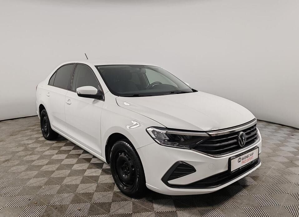 Volkswagen Polo, VI 1.6 AT (110 л.с.)