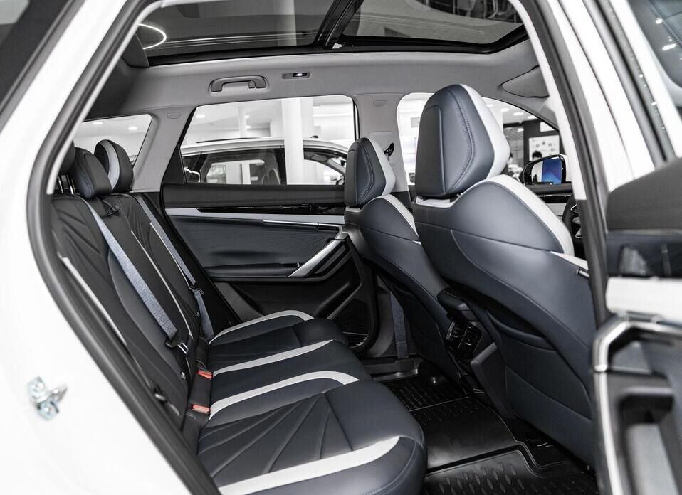 Geely Atlas, II 2.0 AT (200 л.с.) 4WD