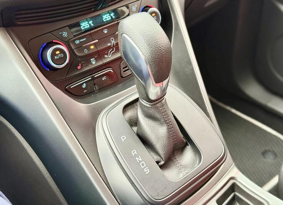 Ford Kuga, II Рестайлинг 1.5 AT (150 л.с.) 4WD