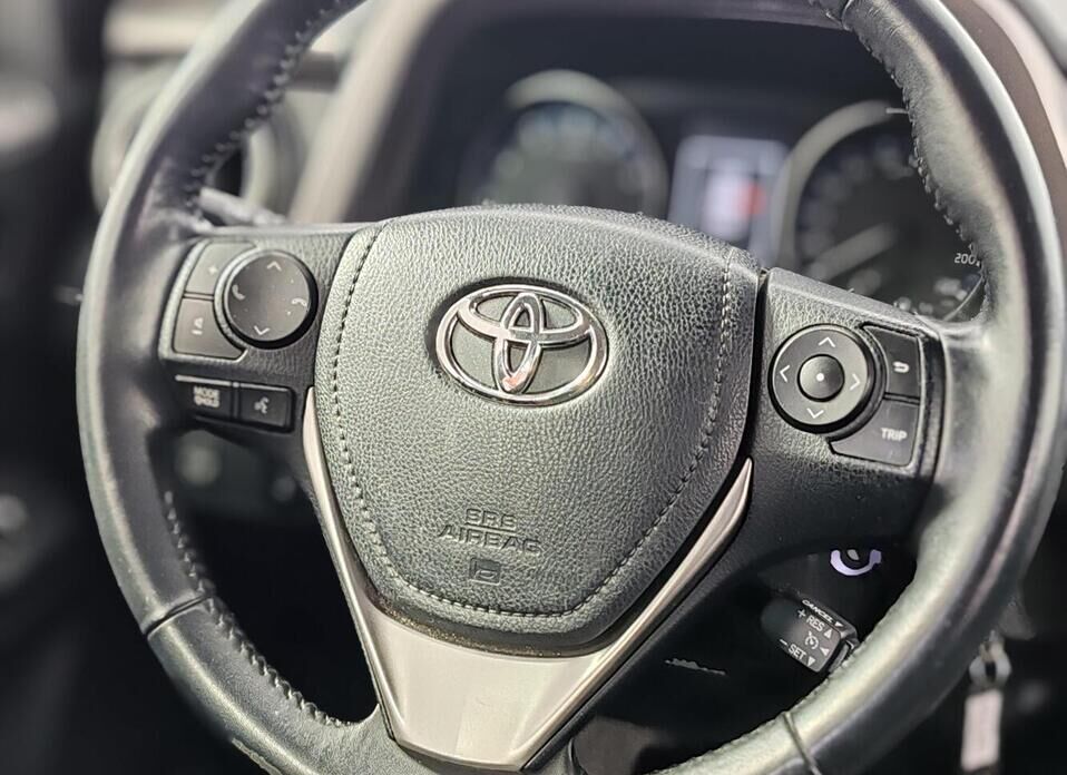 Toyota RAV4, IV (XA40) Рестайлинг 2.0 CVT (146 л.с.) 4WD