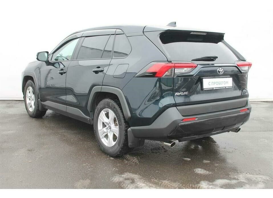 Toyota RAV4 2.0 MT (149 л.с.)