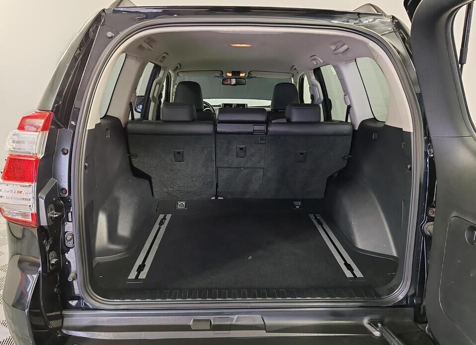 Toyota Land Cruiser Prado, 150 Series Рестайлинг 1 2.8d AT (177 л.с.) 4WD