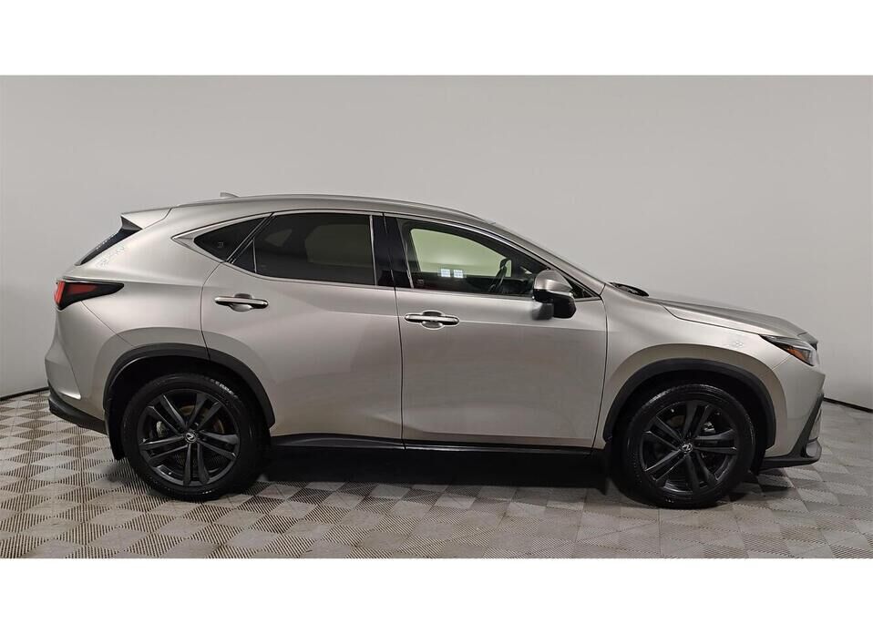 Lexus NX, II 250 2.5 AT (199 л.с.) 4WD