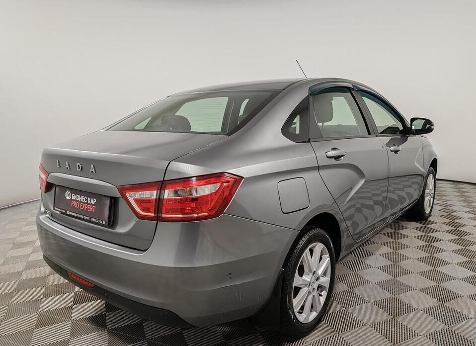 LADA (ВАЗ) Vesta, I 1.6 MT (106 л.с.)