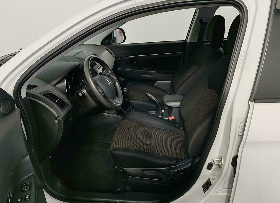 Mitsubishi ASX 1.6 MT (117 л.с.)